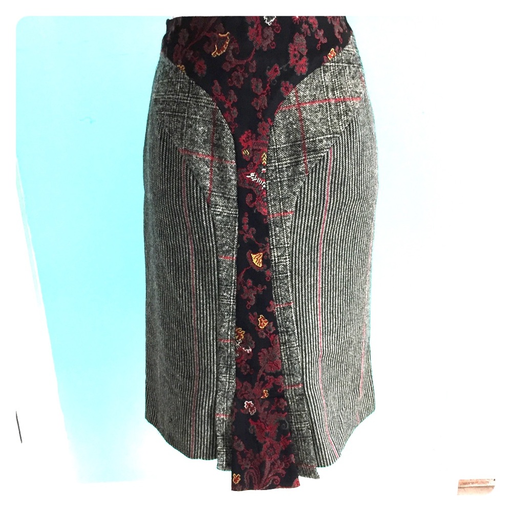 ETRO Patterned Wool Pencil Skirt. Sold.
